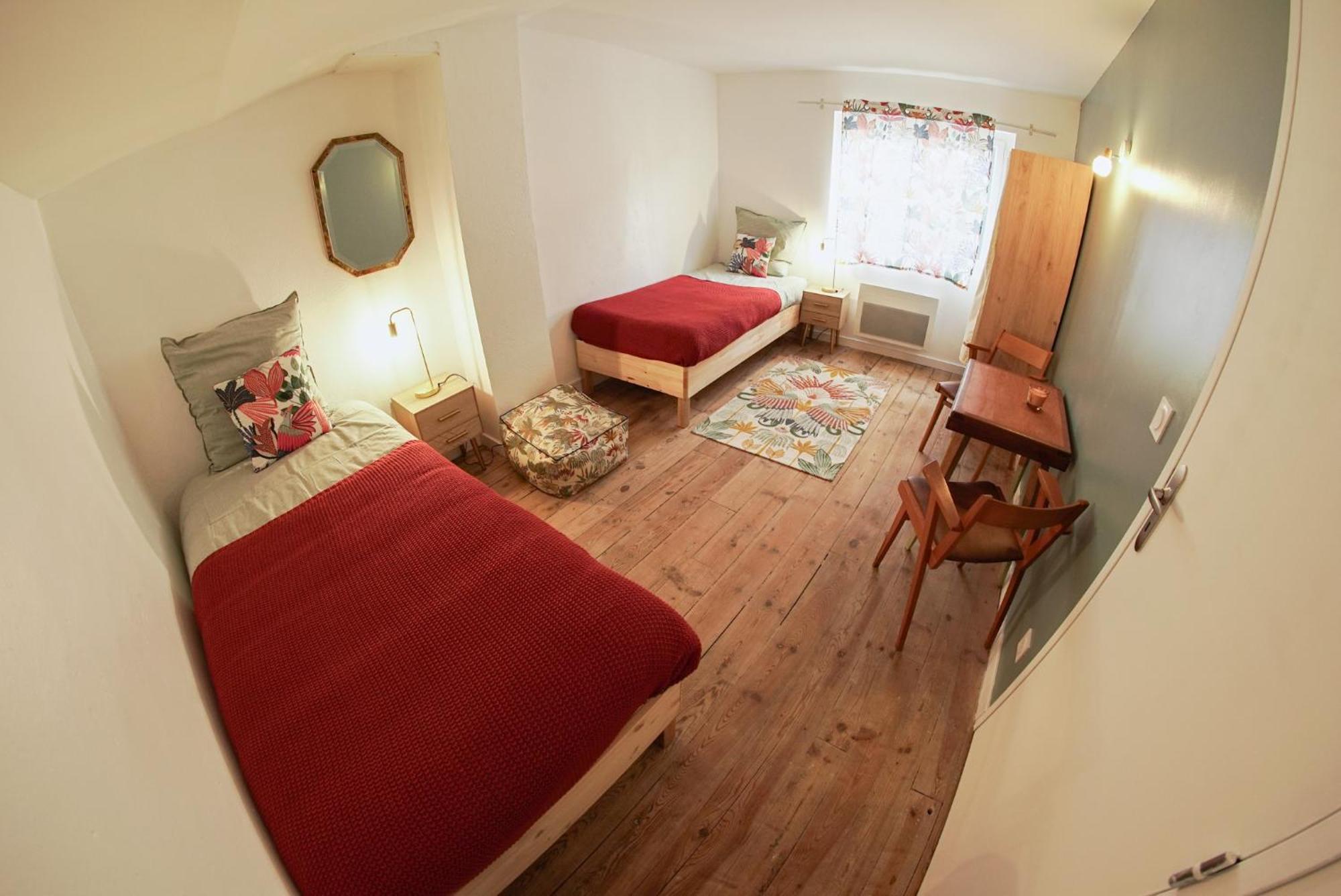 Le Montarrouye Appartement Pour 2 A 6 Personnes Баньер-де-Бигор Экстерьер фото